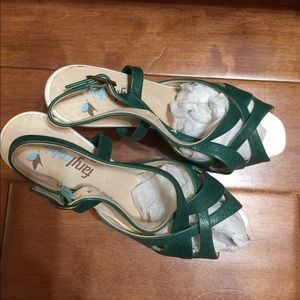 Farylrobin strappy sandals brand new size 7